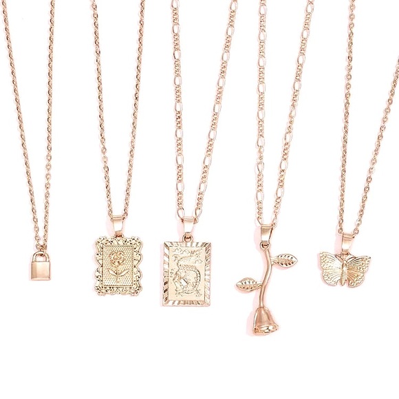 โญ๏ธ2/$30 NEW GORGEOUS GOLD TONED NECKLACES WITH ROSE CHARMS ๐น - Picture 3 of 5